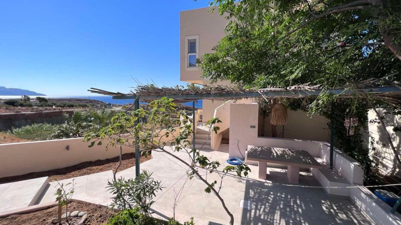Isalo Villa Makrýgialos Exterior foto